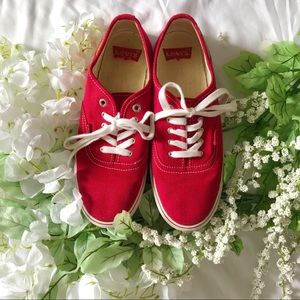 Red Levi’s Jordy Buck